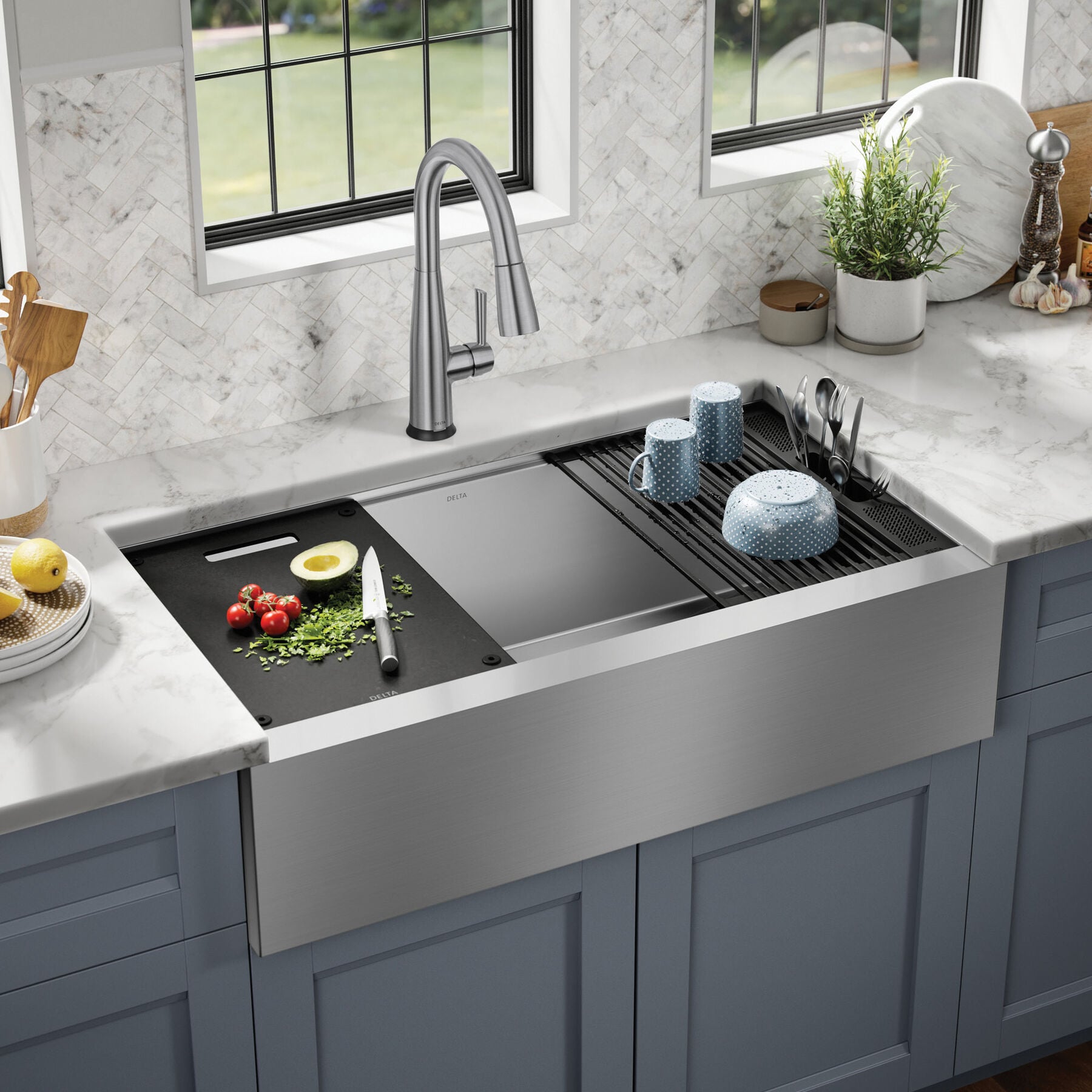 36&rdquo; Workstation Undermount&nbsp;Single Bowl&nbsp;16 Gauge Stainless Steel&nbsp;Farmhouse Apron Front Kitchen Sink&nbsp;with&nbsp;WorkFlow&trade; Ledge and Accessories